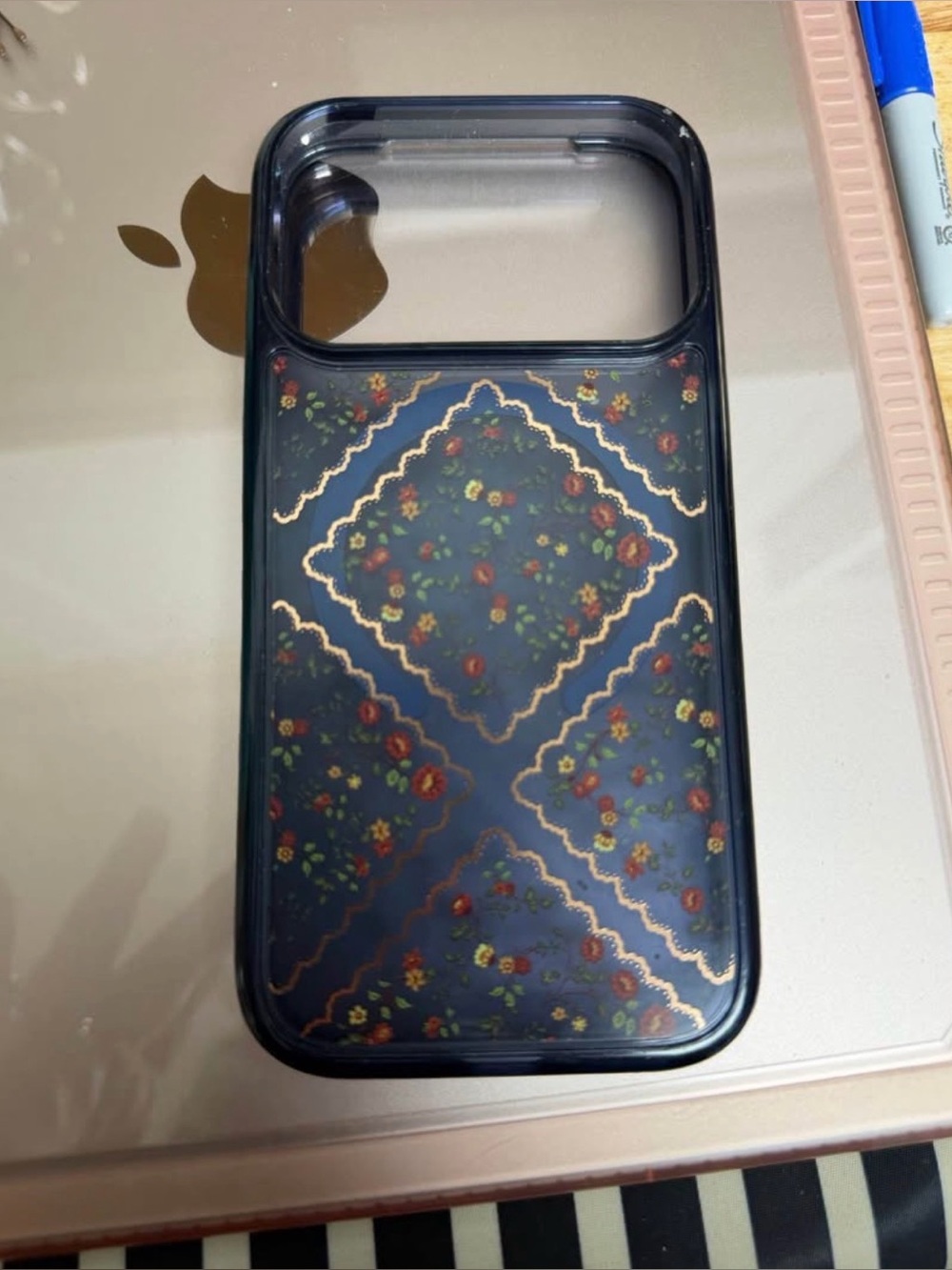 iPhone 17 pro otterbox symmetry